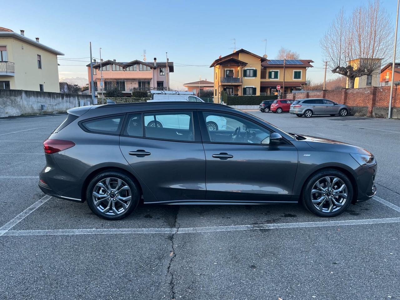Ford Focus 1.0 EcoBoost Hybrid 125 CV 5p. ST-Line X