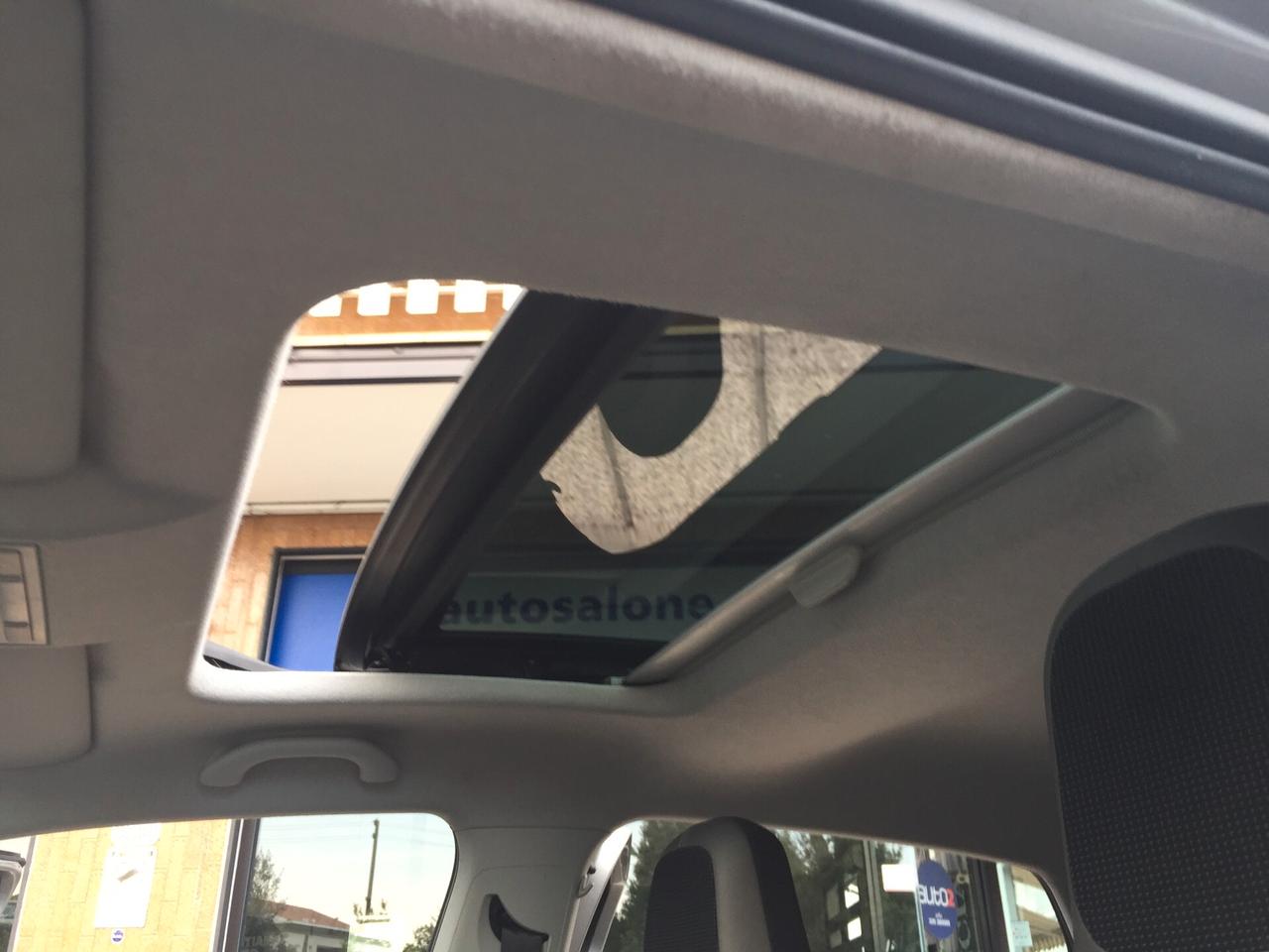 Volkswagen up! 1.0 75 CV 5p. high X NEOPATENTATI