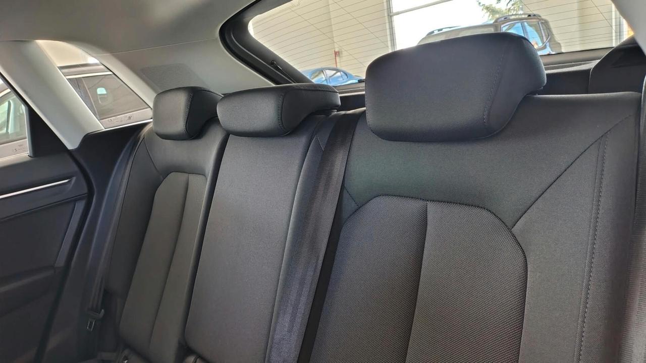 Audi Q3 35 TDI S tronic Business Advanced