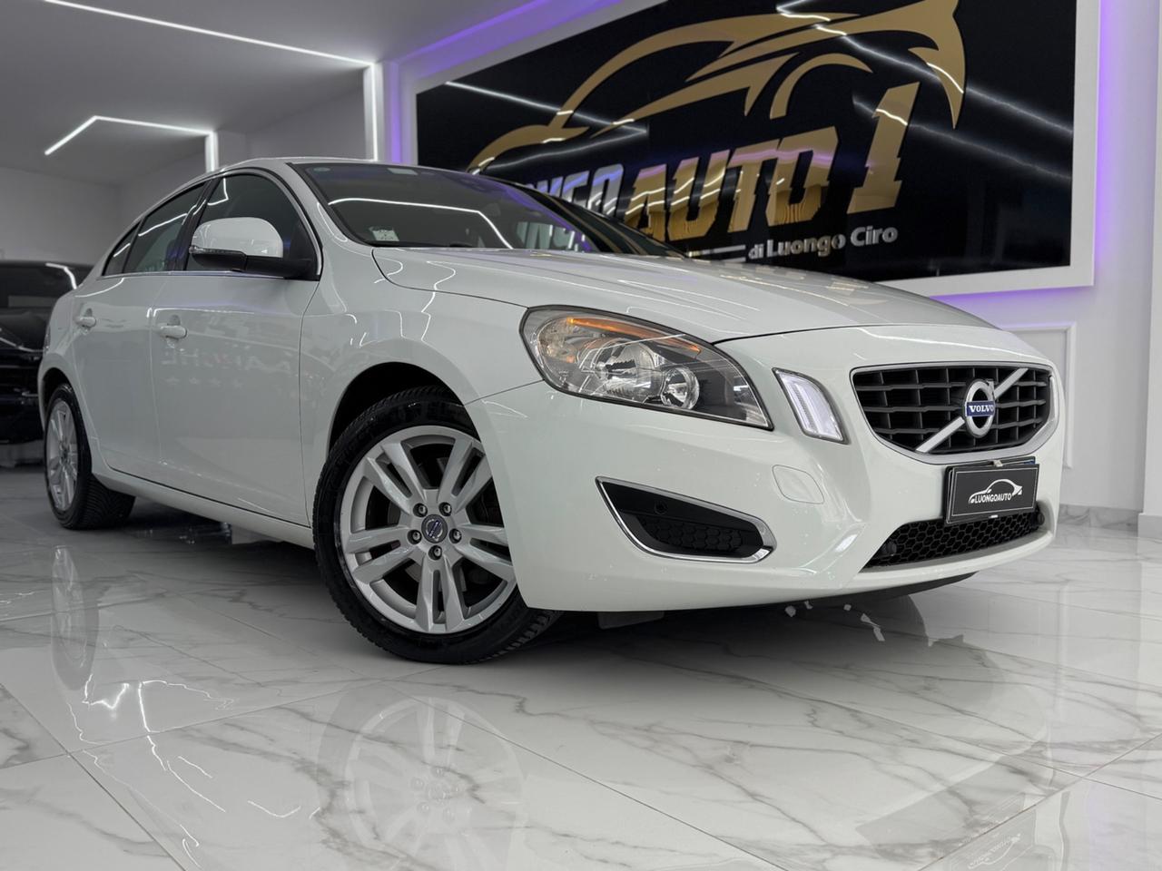 Volvo S60 D5 Geartronic Summum Full Optional