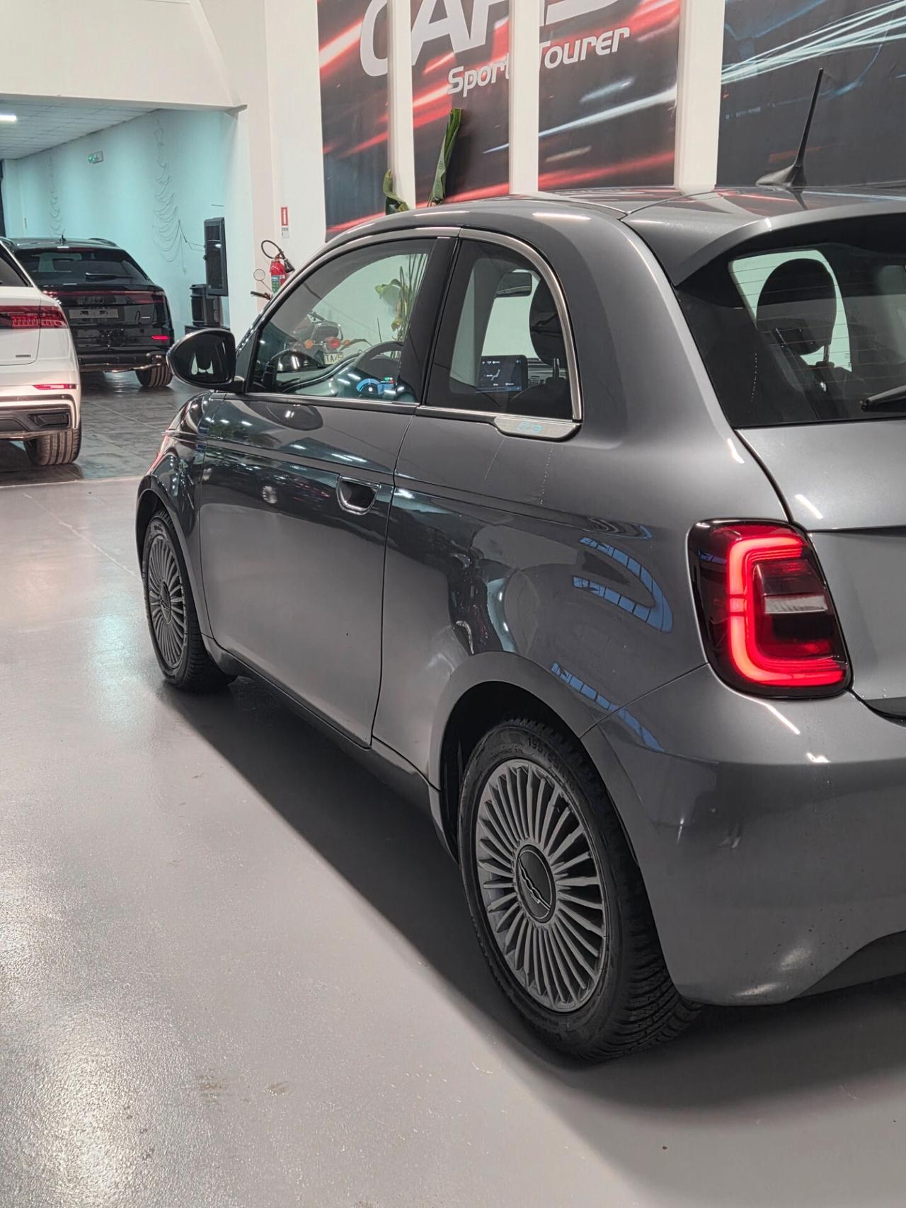 Fiat 500 500e Berlina 42 kWh icon