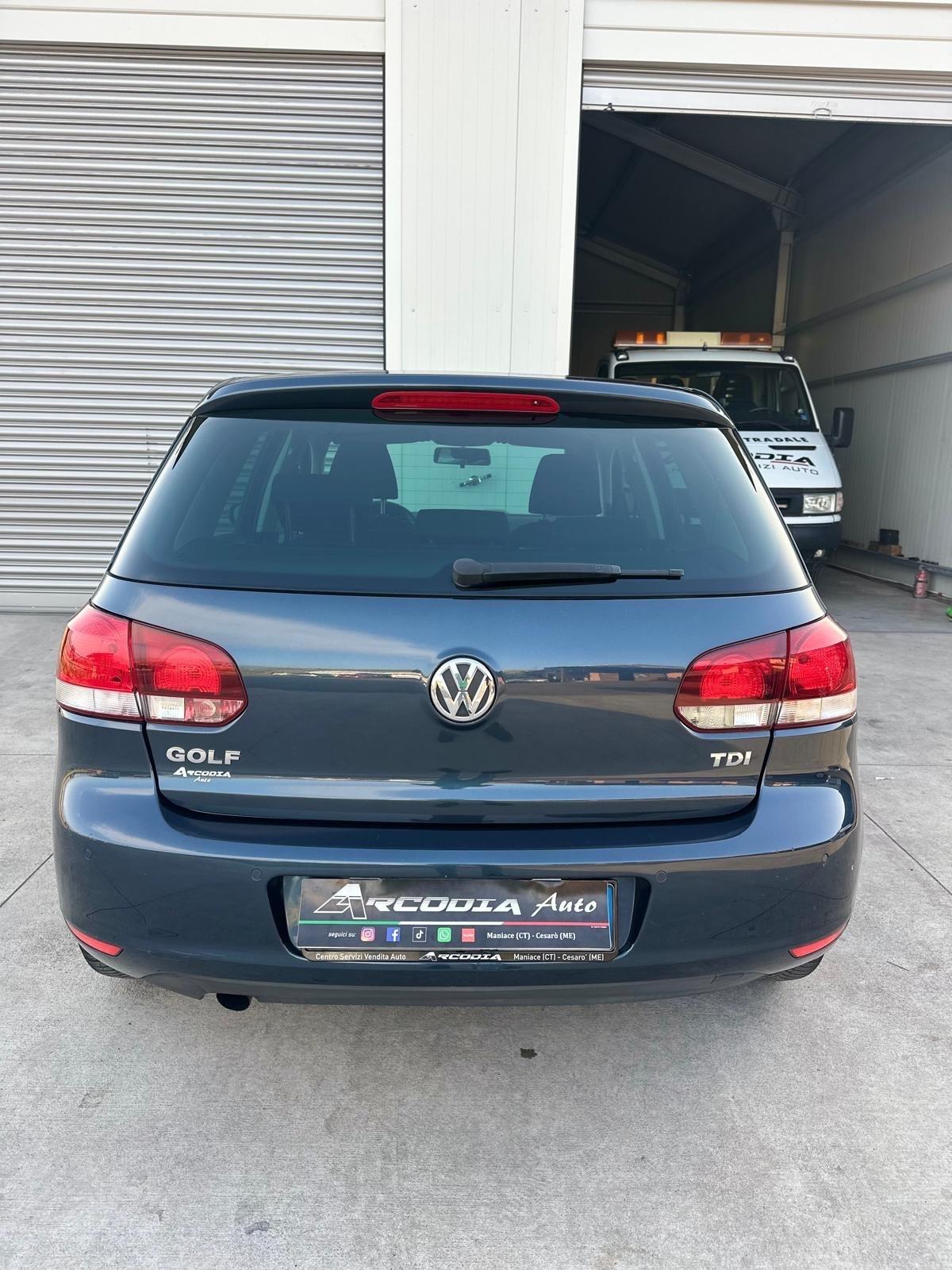 Volkswagen Golf 1.6 TDI DPF 5p. Highline