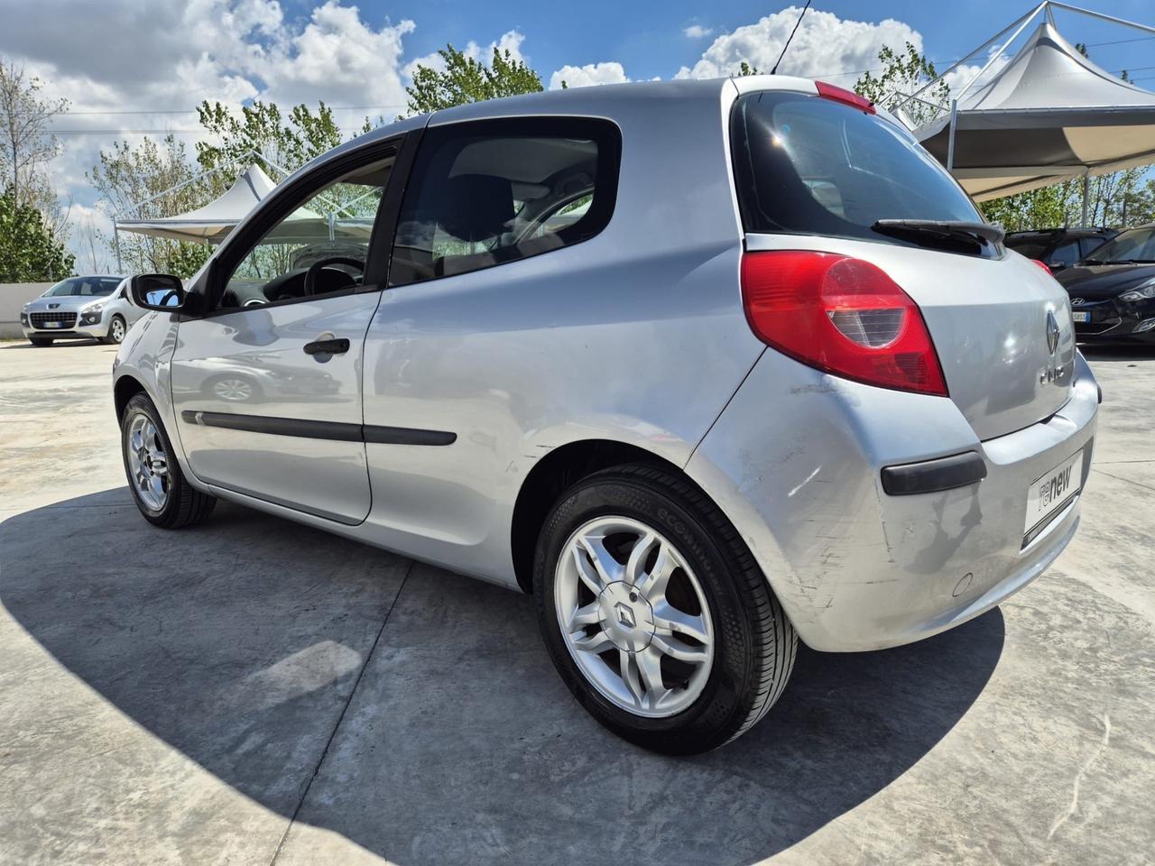 Renault Clio 1.2 16V GPL 3 porte Dynamique Scad gpl 2033