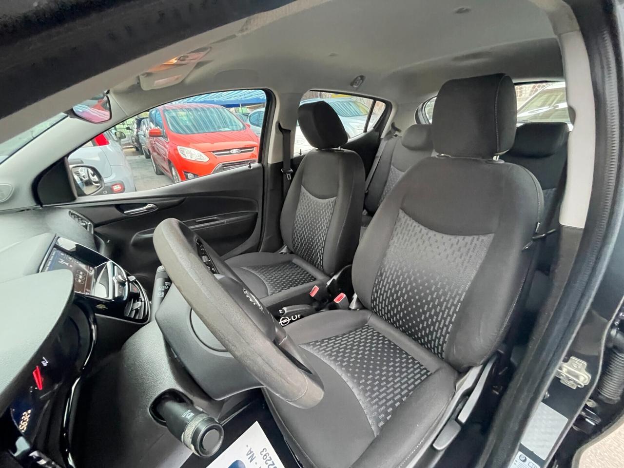 Opel Karl Rocks 1.0 73 CV GPL