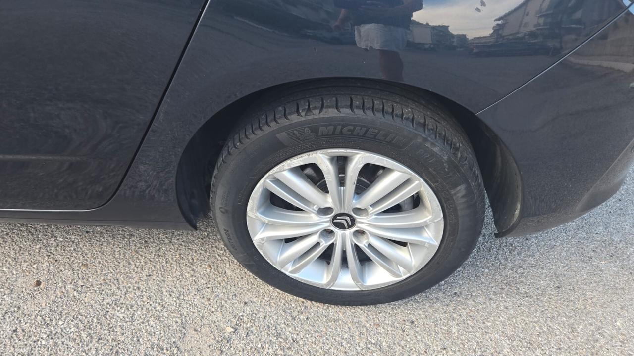Citroen C4 BlueHDi 120 S&S EAT6 Feel