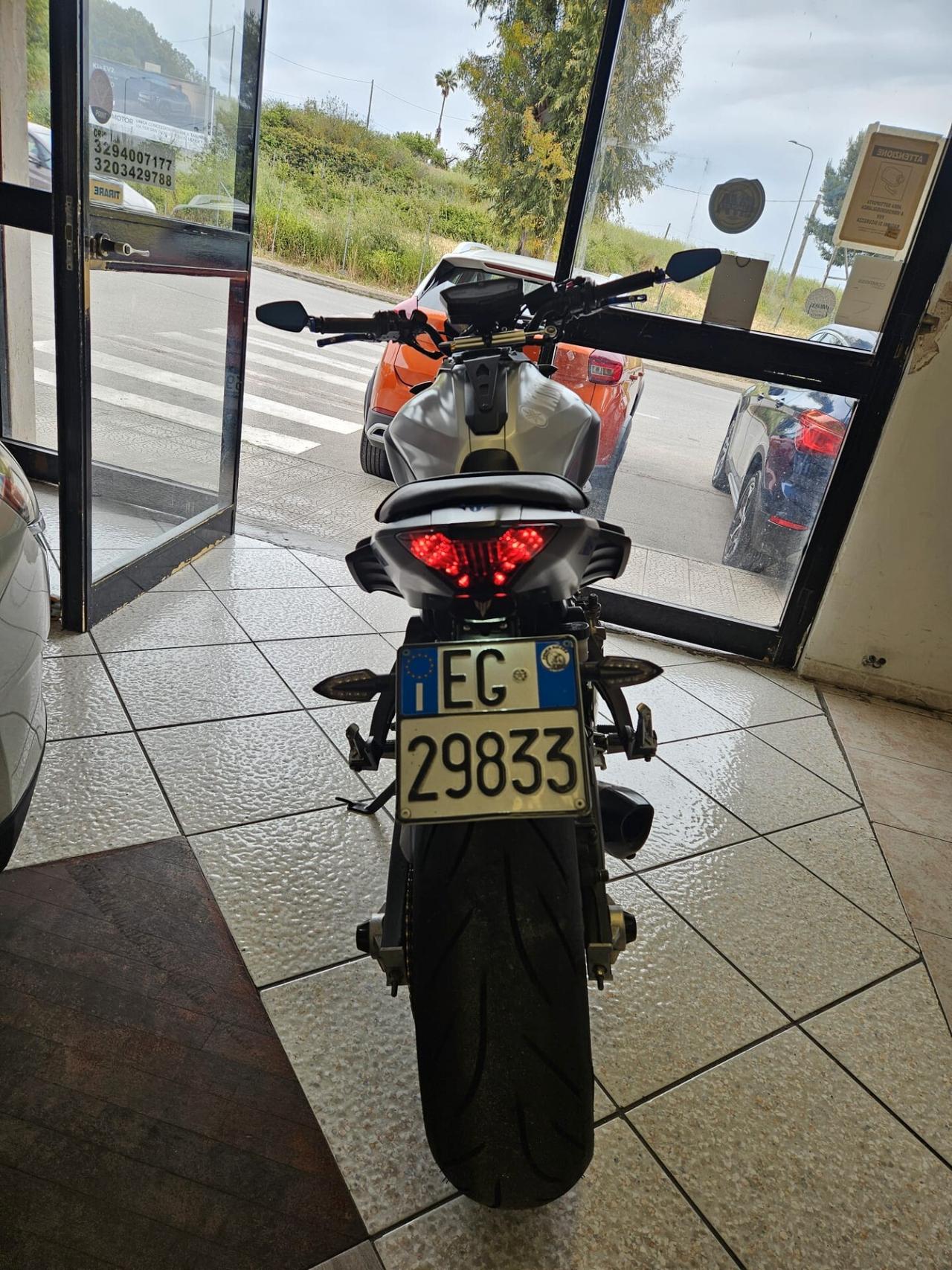 Yamaha MT-07 2016