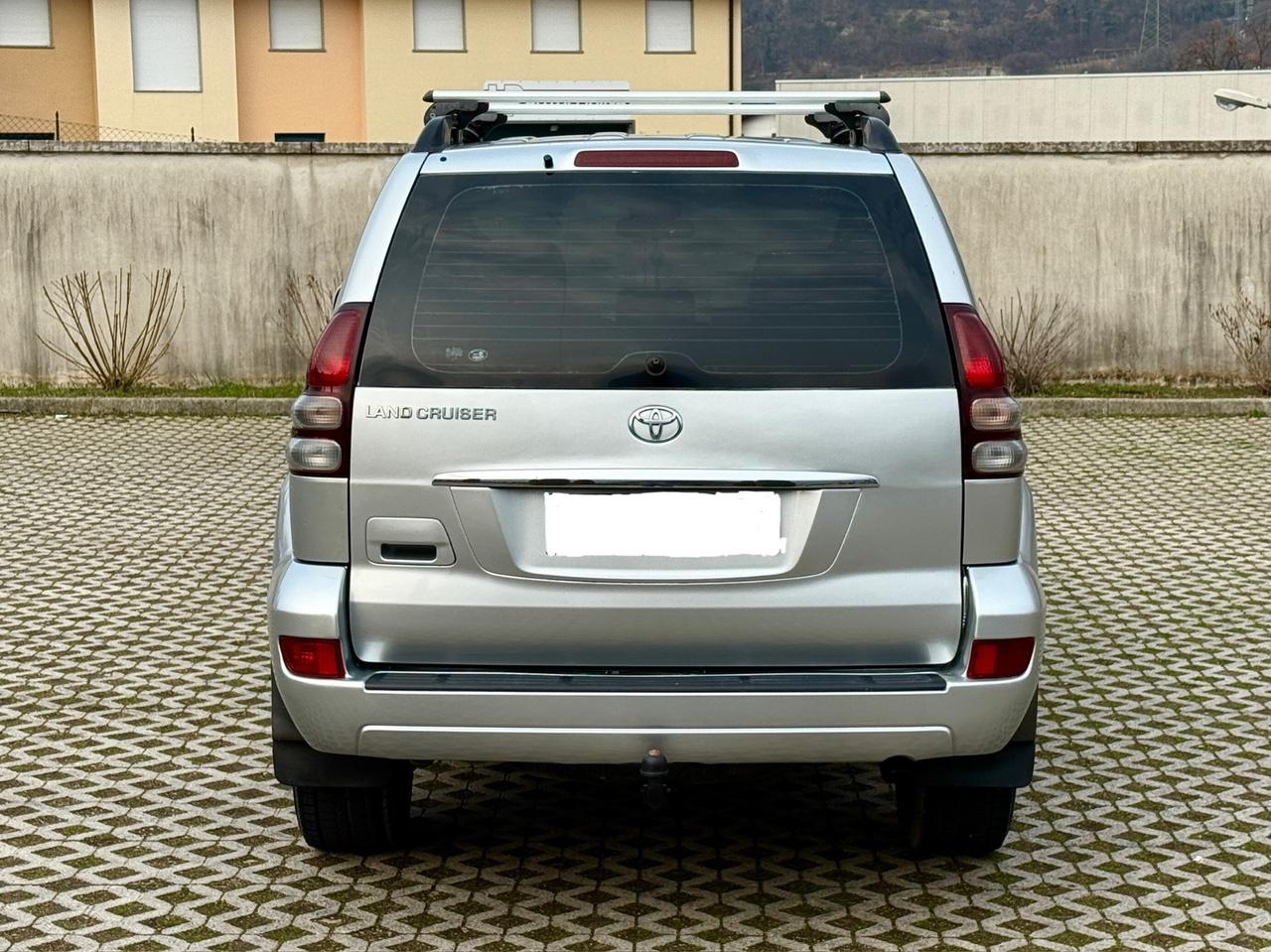 Toyota Land Cruiser 3.0 D manuale 8 posti 5 porte