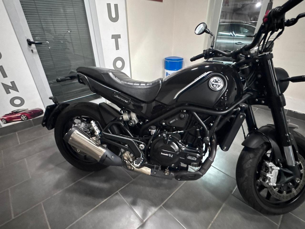 Benelli Leoncino 500 leoncini