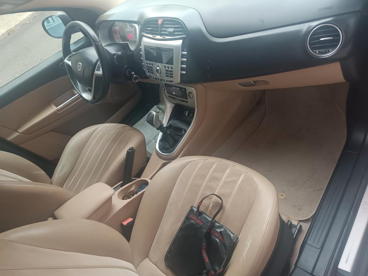 Lancia Delta 1.6 MJT DPF 105 CV PLATINO