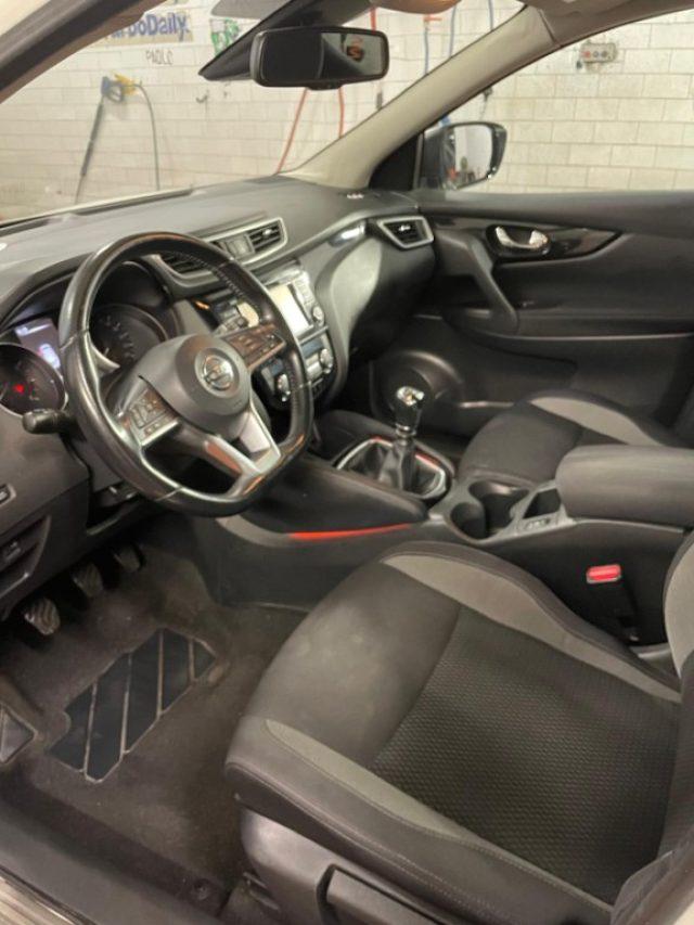 NISSAN Qashqai 1.2 DIG-T N-Connecta