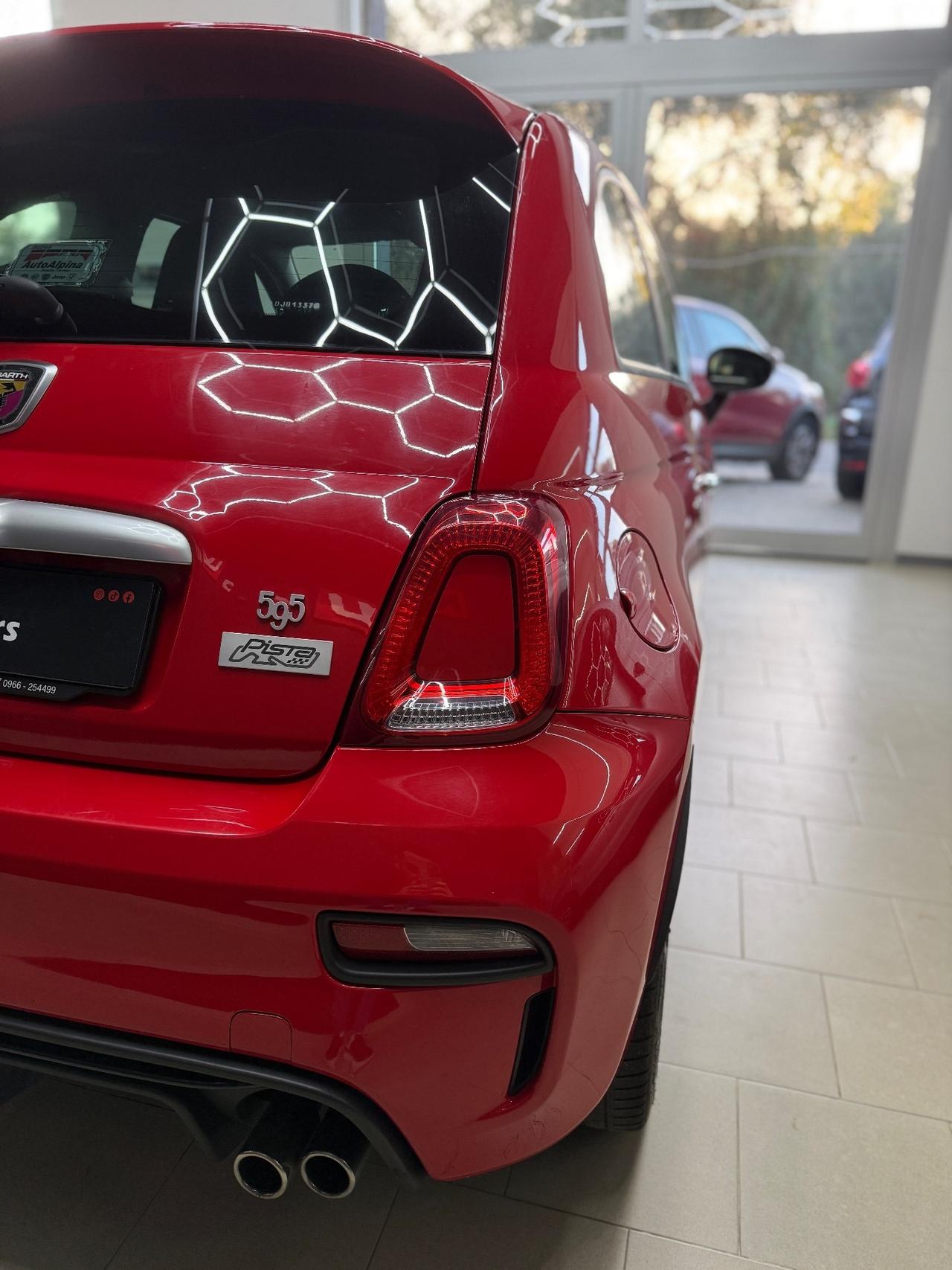 Abarth 595 1.4 Turbo T-Jet 160 CV Pista