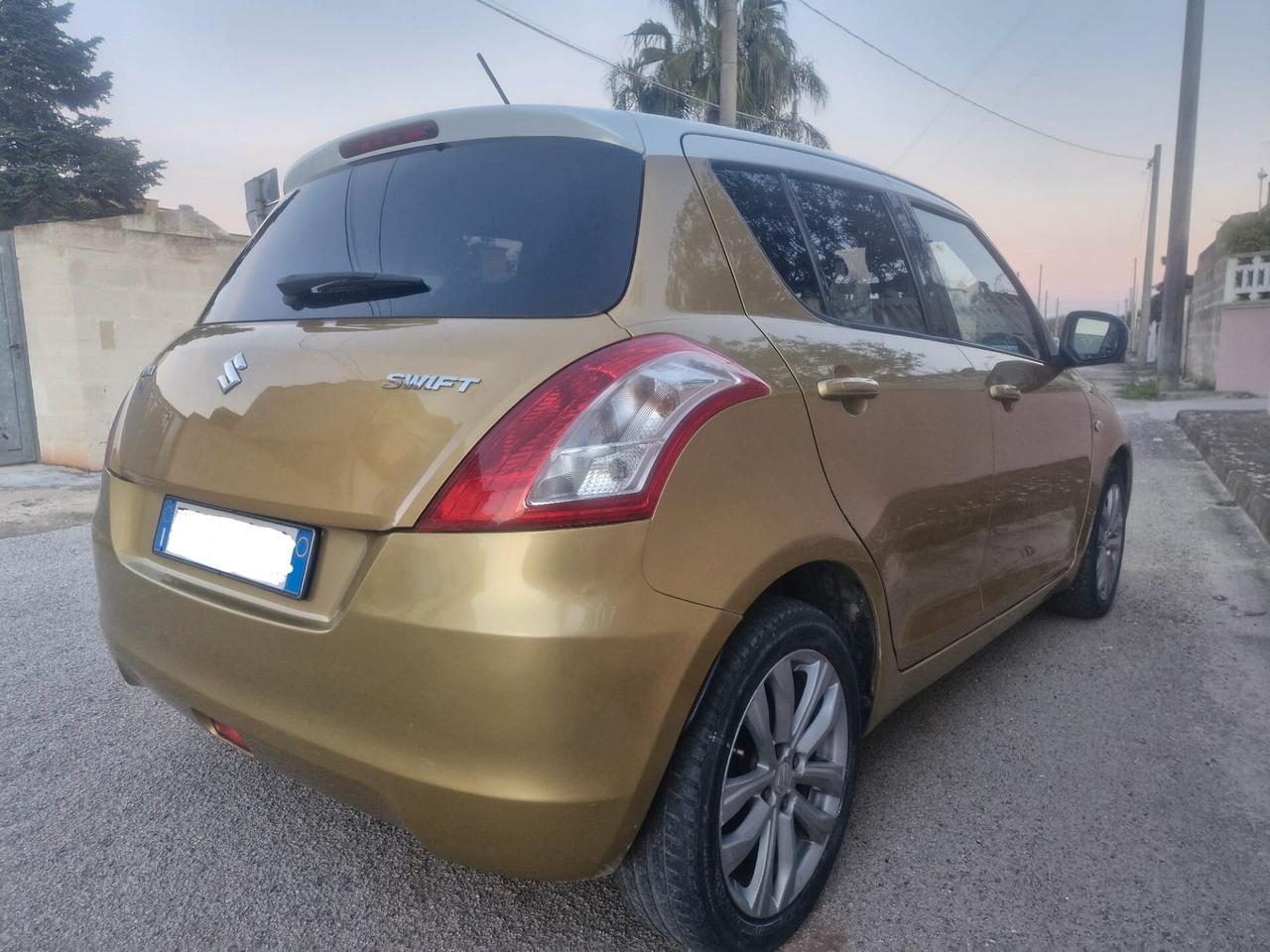 Suzuki Swift 1.3 DDiS 5porte full optional 2016
