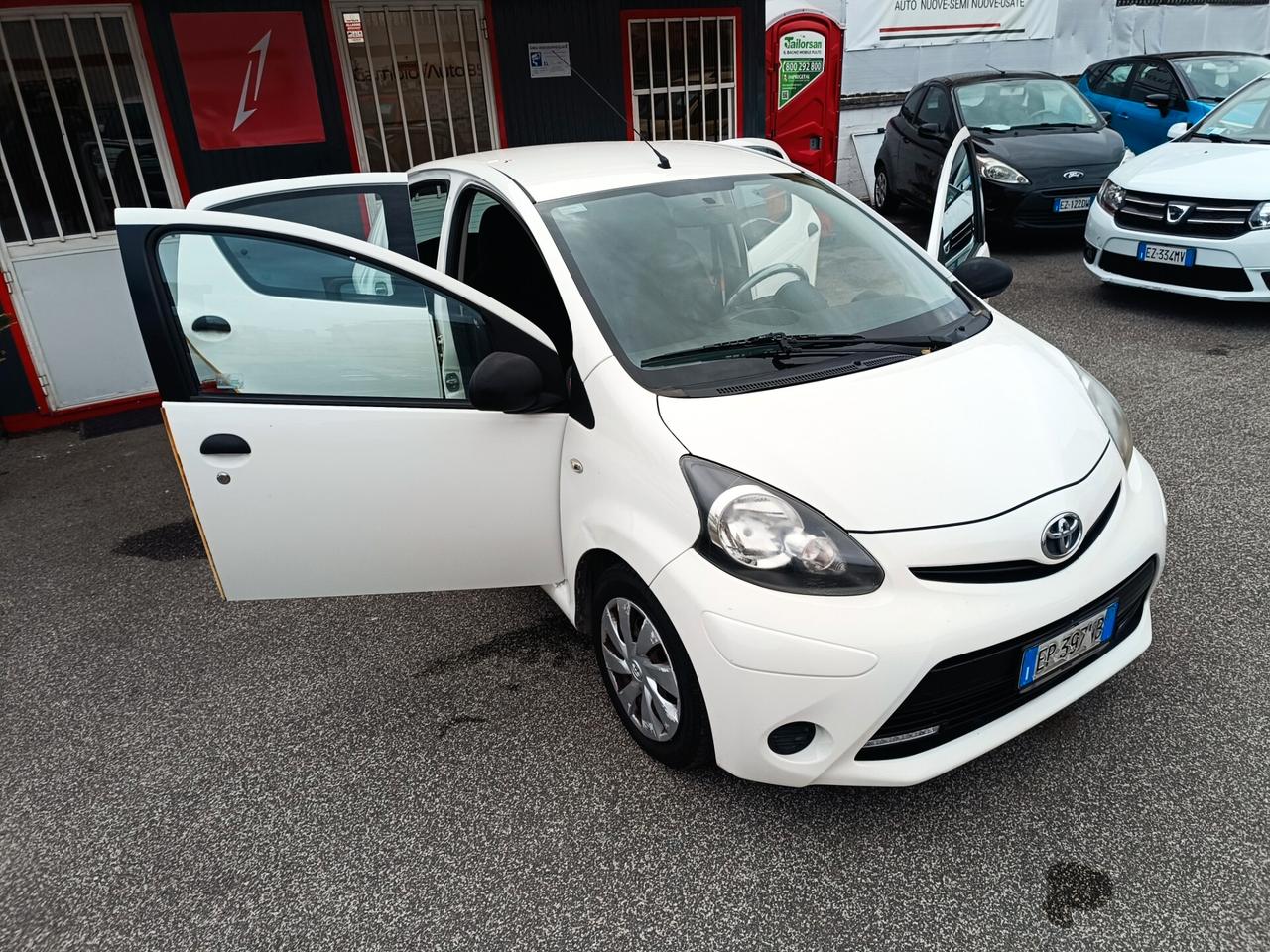 Toyota Aygo 1.0 12V VVT-i 5 porte Active Connect