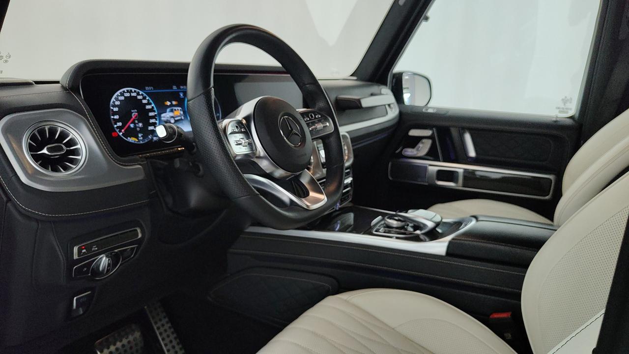 Mercedes-Benz G 400 d AMG Line 330cv auto