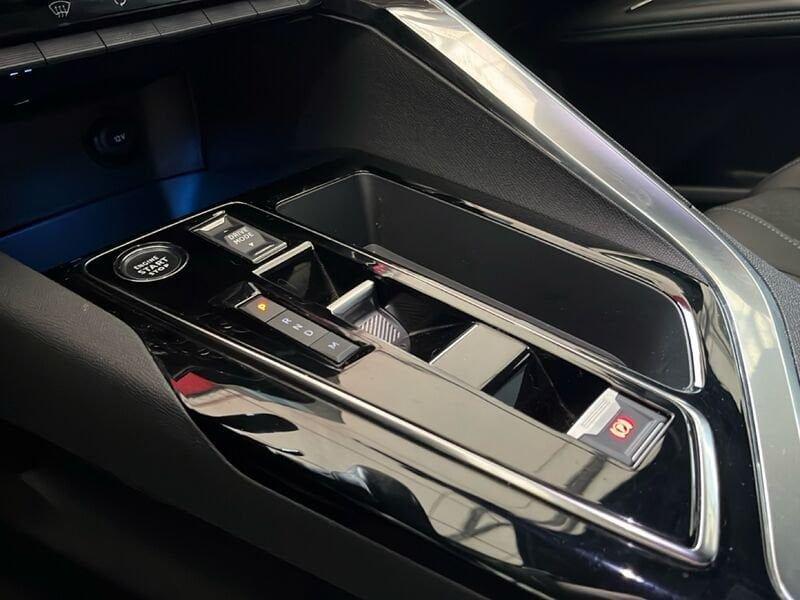 Peugeot 3008 BlueHDi 130 S&S EAT8 Allure