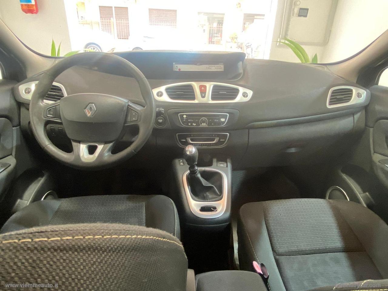 RENAULT Scénic 1.9 dCi 130 CV Luxe