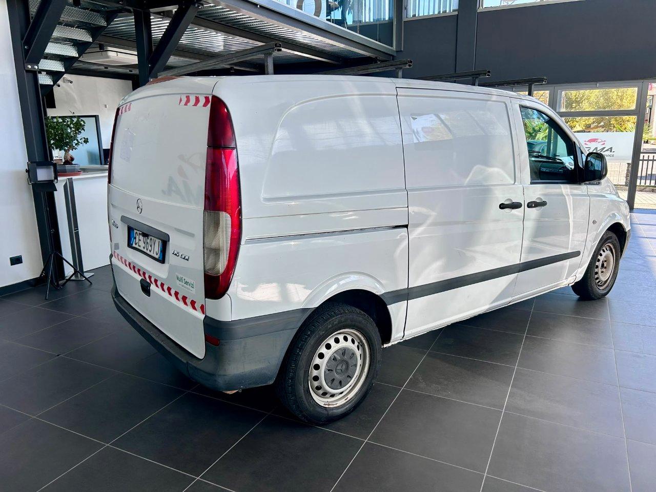 MERCEDES Vito 115 cdi compact