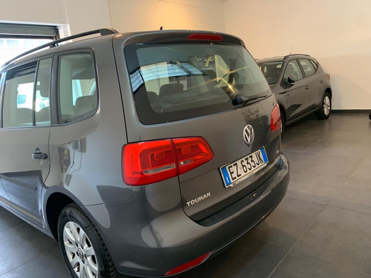 Volkswagen Touran Business 1.6 TDI DSG Comfortline