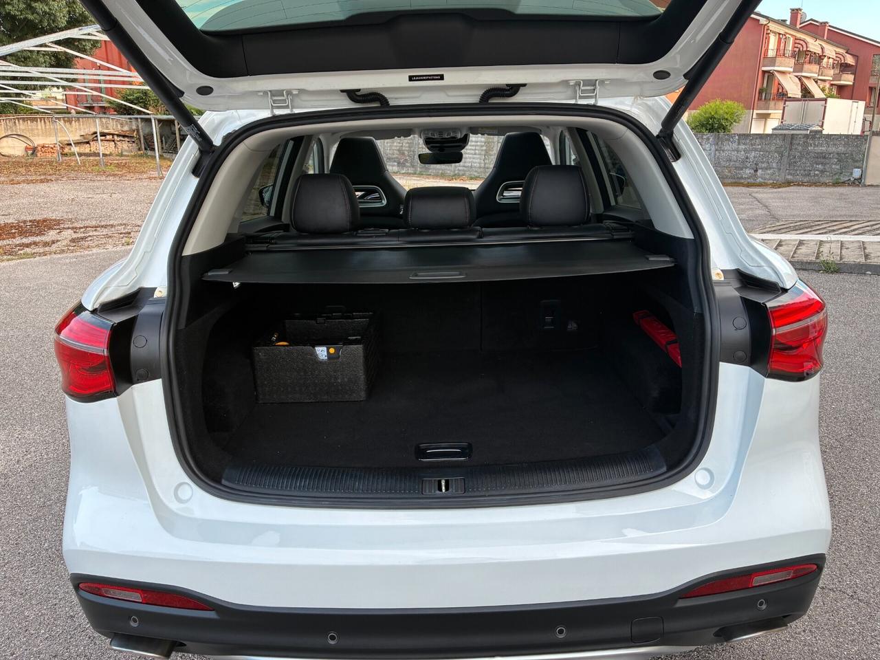 Mg HS 1.5T-GPL AT Luxury TETTO APRIBILE