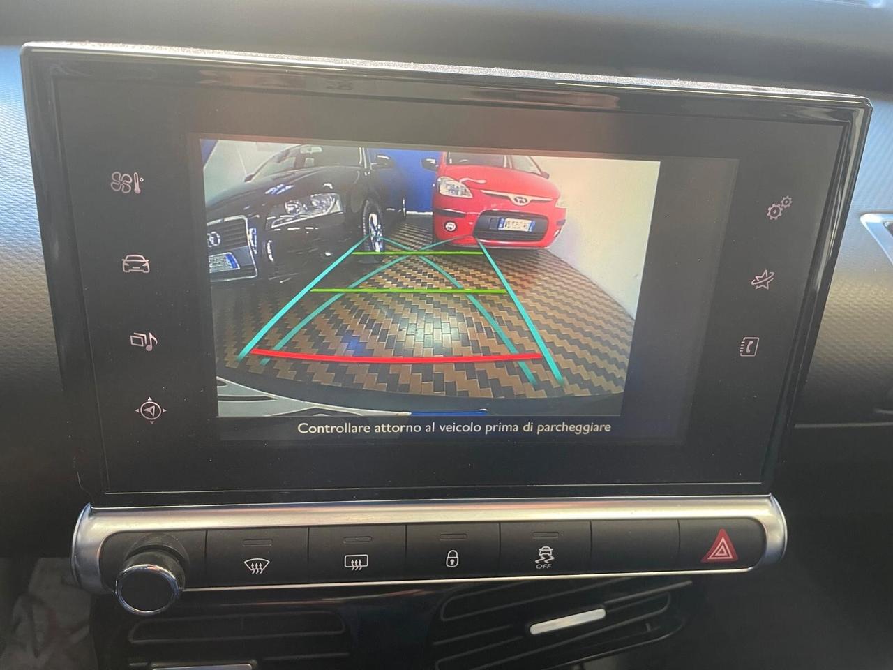 Citroen C4 Cactus BlueHDi 100 Shine