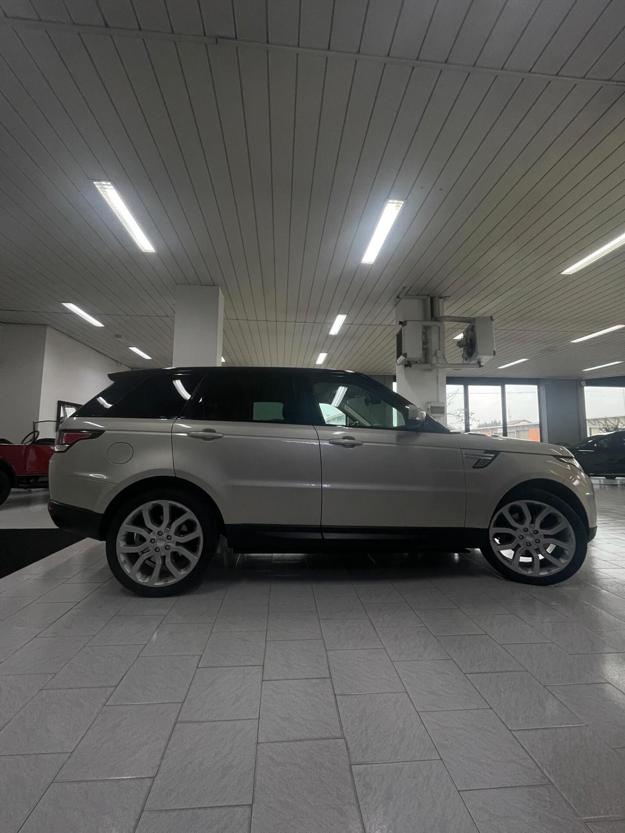 Land Rover Range Rover Sport 3.0 TDV6 HSE Dynamic