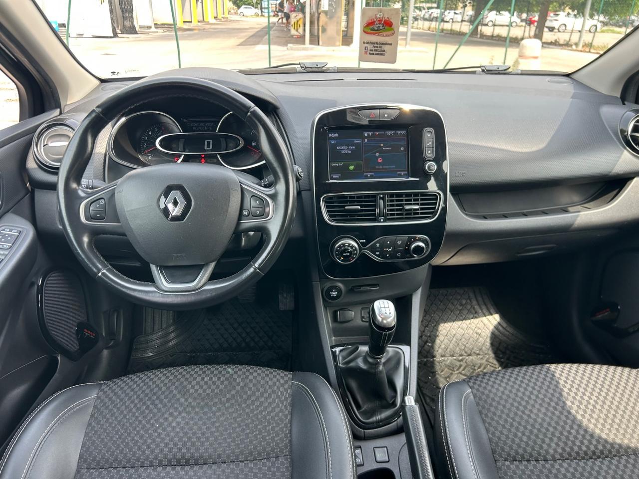 Renault Clio TCe 12V 90 CV 5 porte Moschino Intens