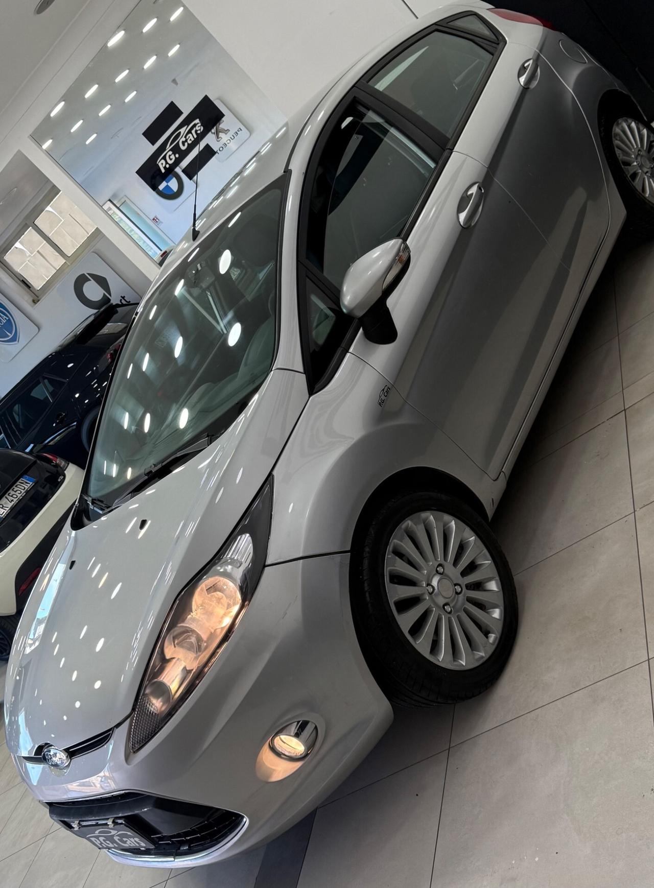 Ford Fiesta 1.4 TDCi 5p. Titanium