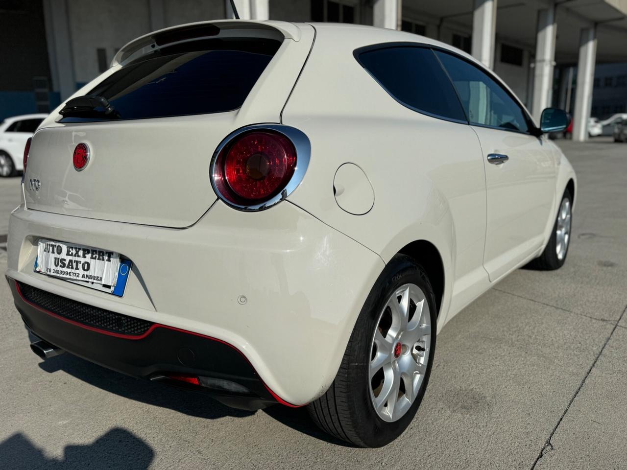 Alfa Romeo MiTo 1.3 JTDm 16V 90 CV Distinctive Sport Pack