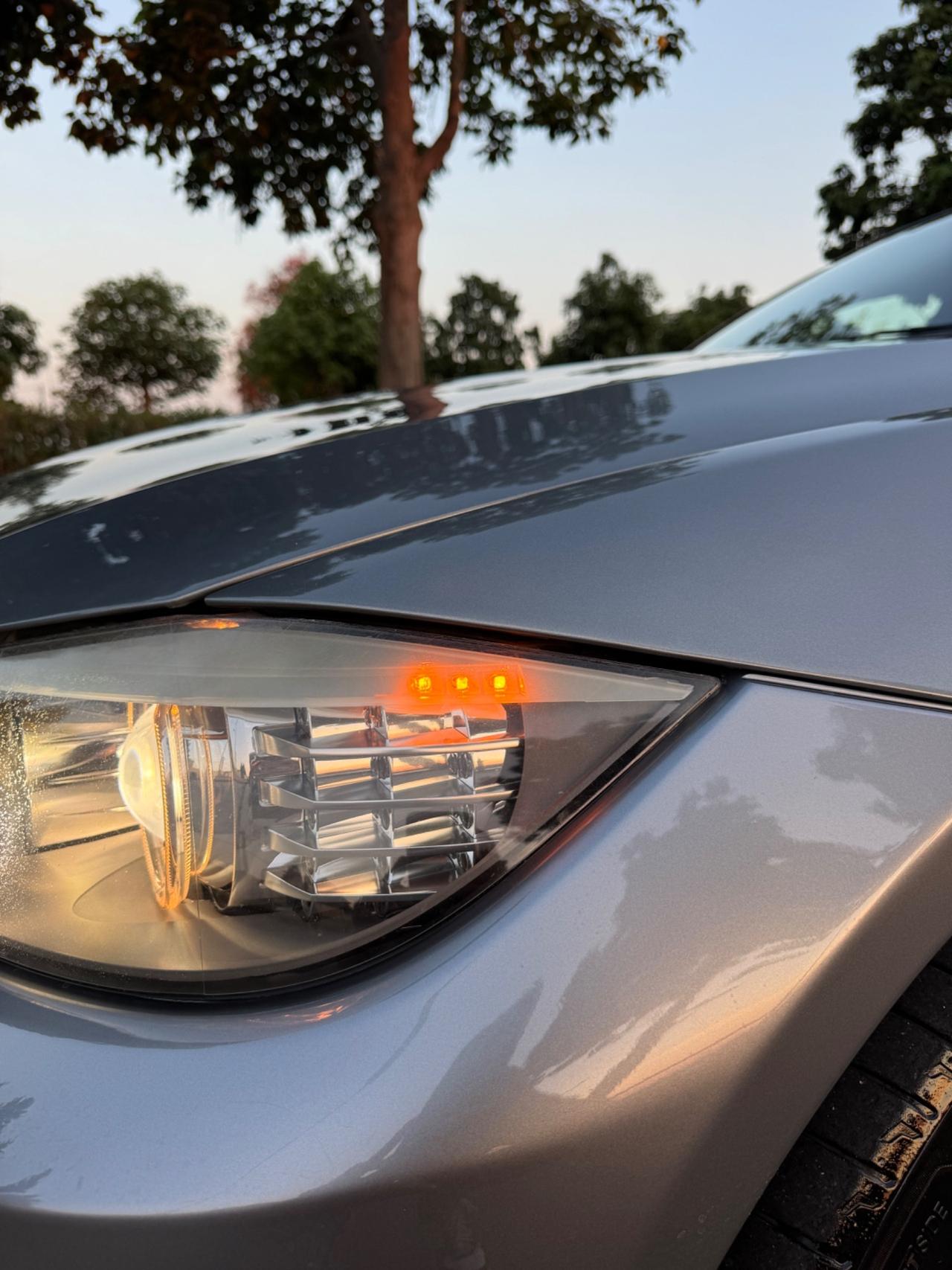 Bmw 320D INTERNI IN PELLE/NAVI/XENO