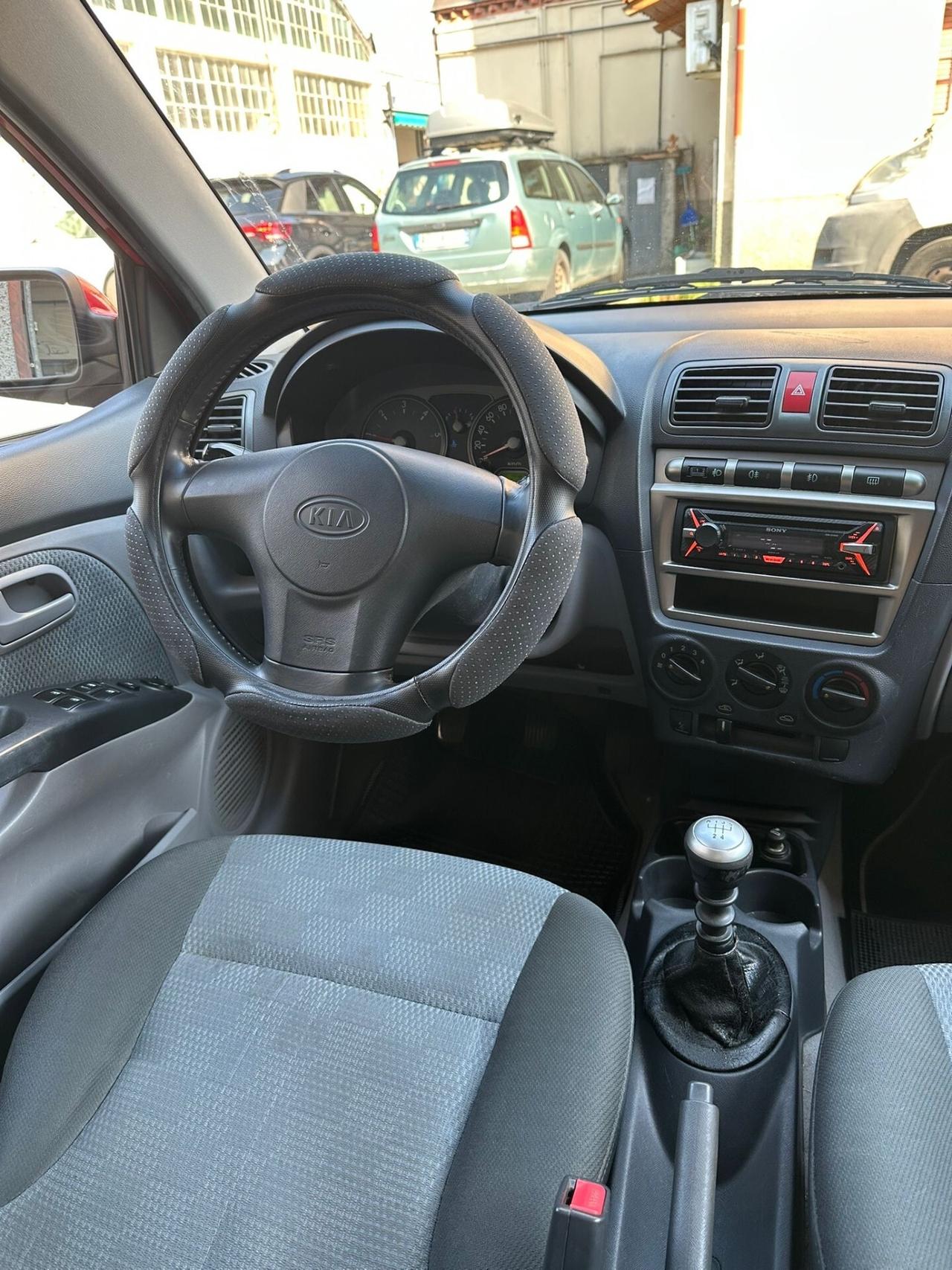 Kia Picanto 1.1 12V CRDi VGT Fresh