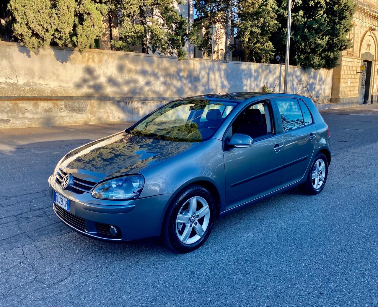 Volkswagen Golf 1.9 TDI 105cv 6 marce 5p. United