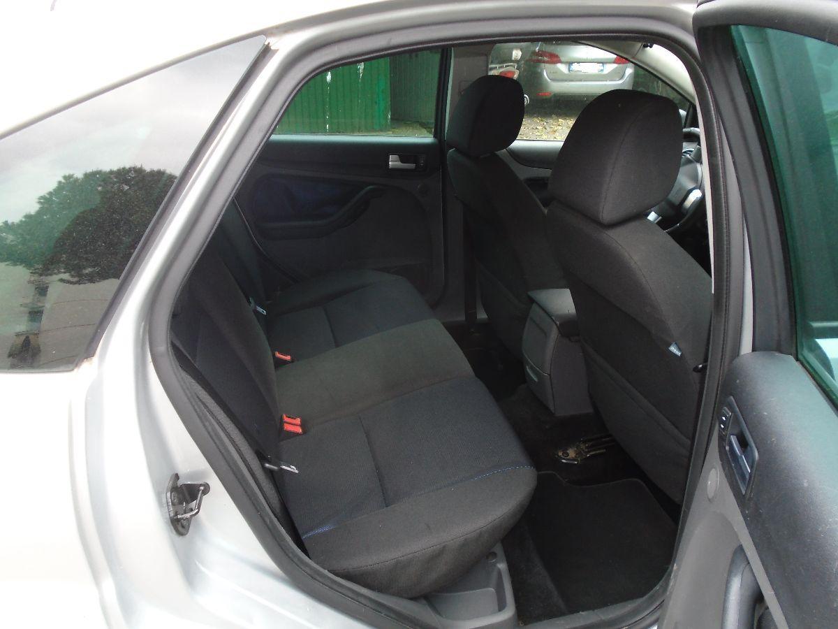 FORD Focus '2007 5p 1.6 tdci 90cv 123000 KM