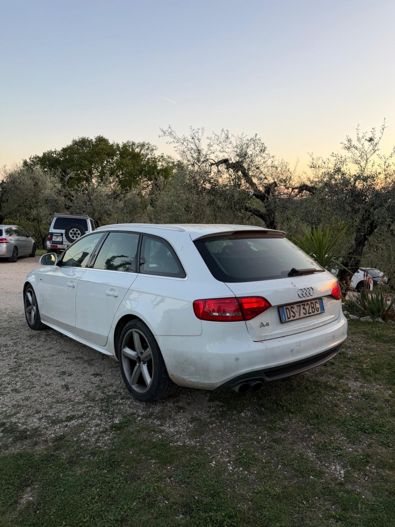 Audi A4 2.0 TDI S Line