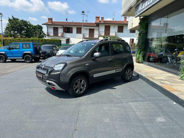 FIAT Panda CROSS 0.9 TwinAir Turbo S&S 4x4 5 POSTI