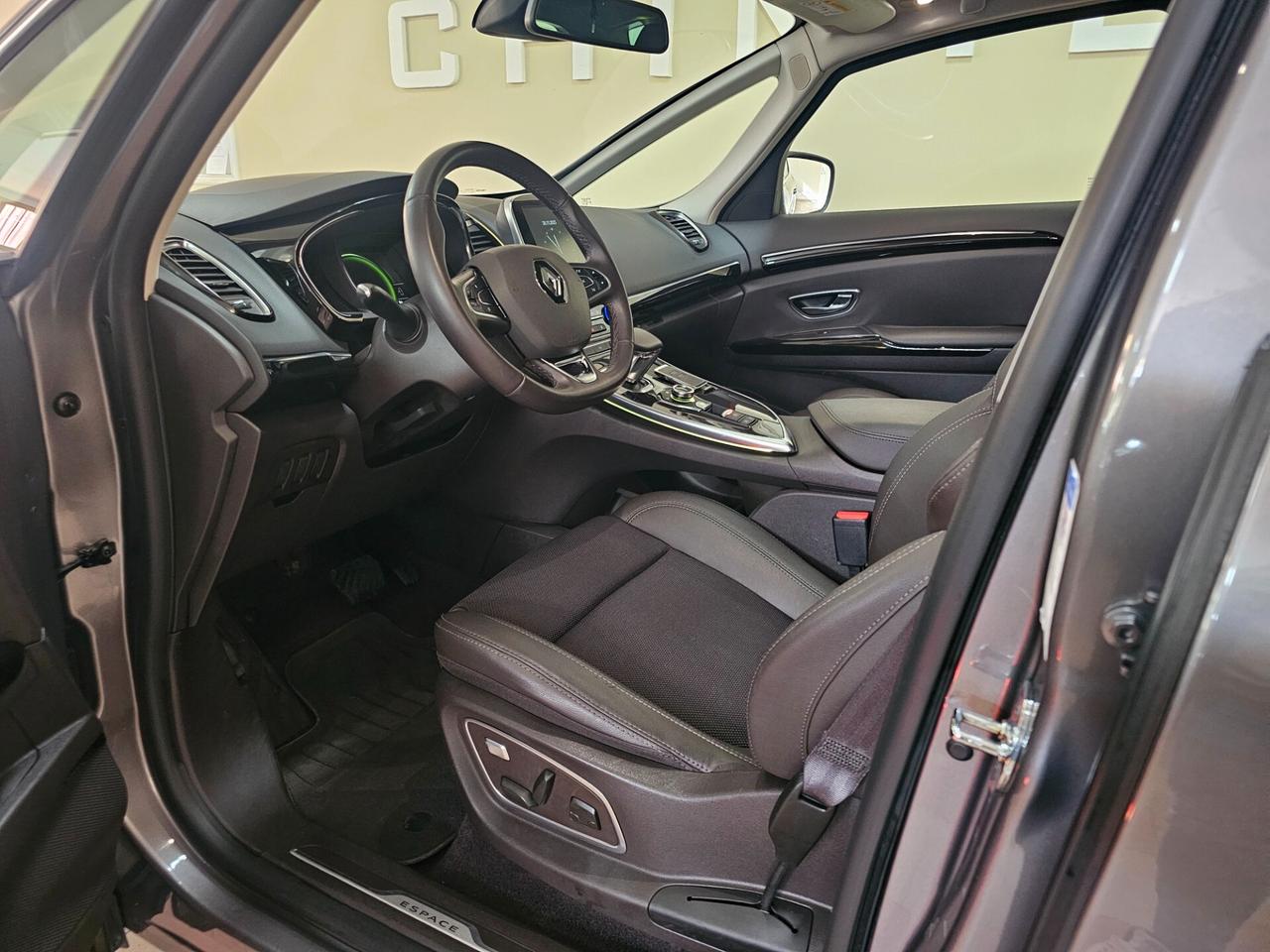 Renault Espace dCi 160CV EDC Energy Initiale Paris 4Control