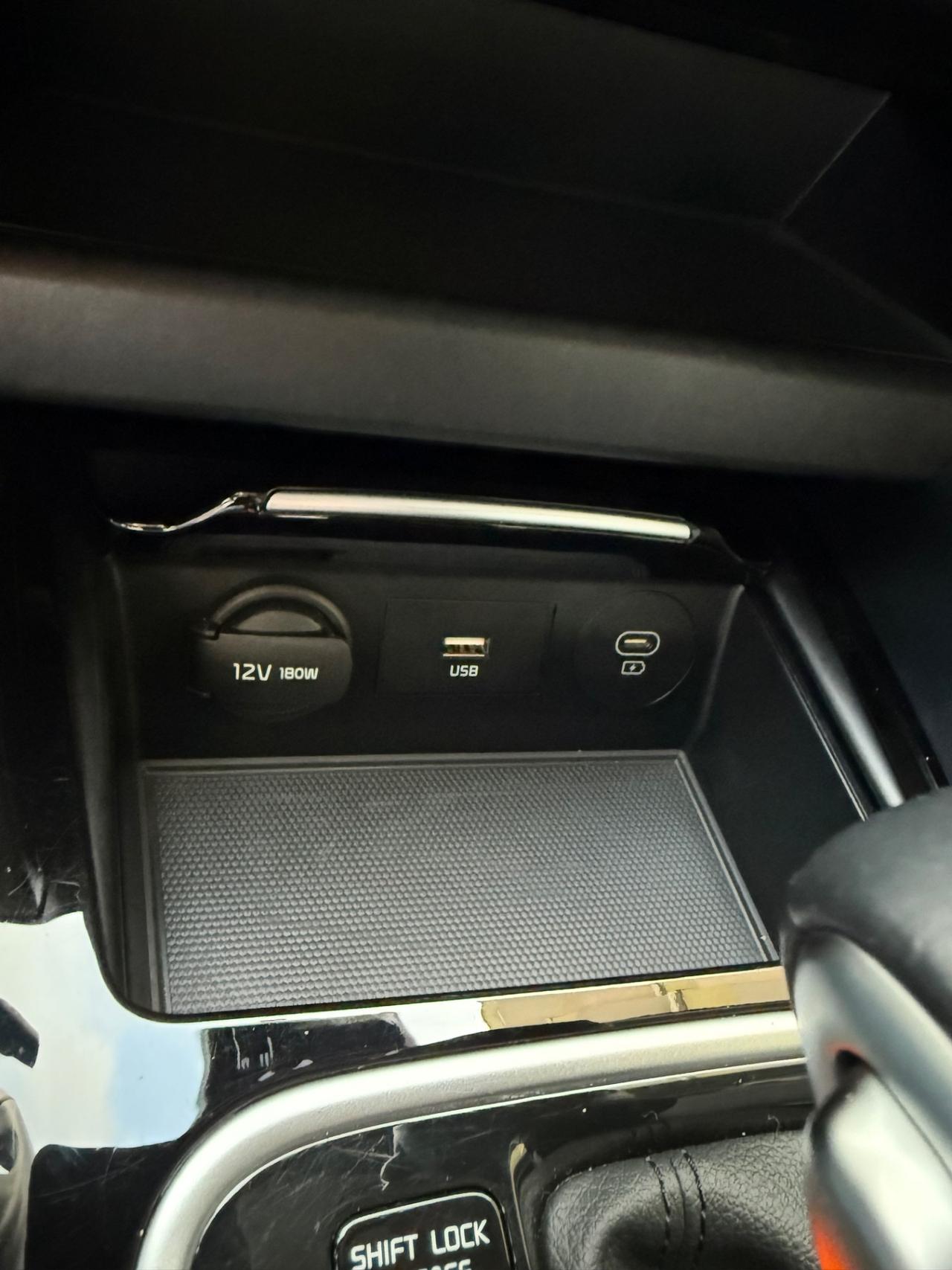 Kia XCeed 1.6 CRDi 136 CV uno proprietario 27/12/2022