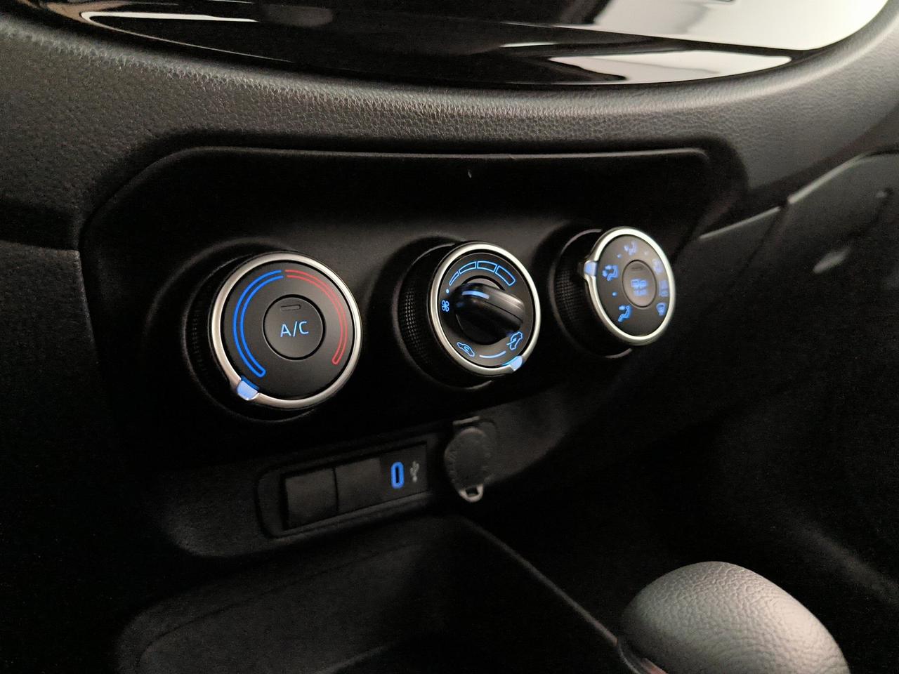 Toyota Aygo x 1.0 active 72cv s-cvt