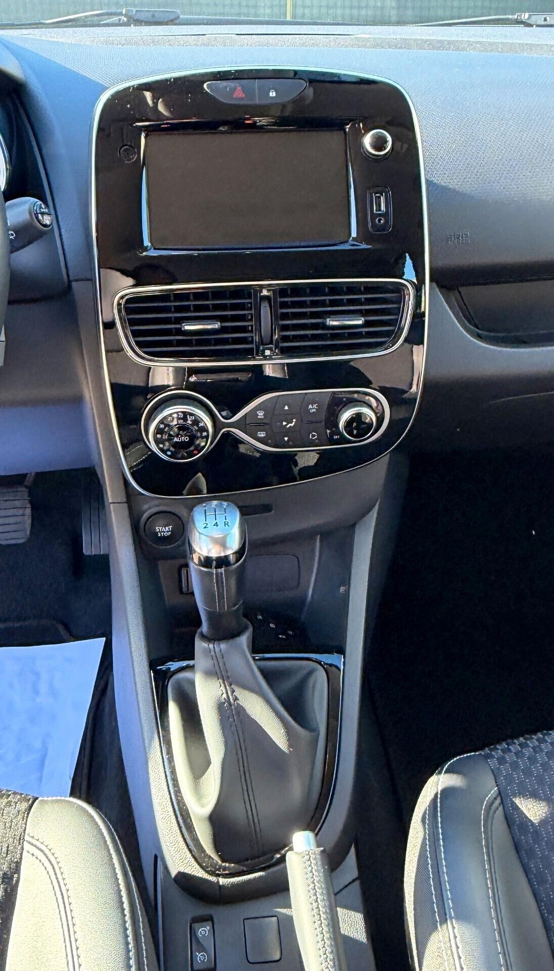 RENAULT CLIO SPORTER 900 TCE - 58.000 KM - UNICO PROPR.