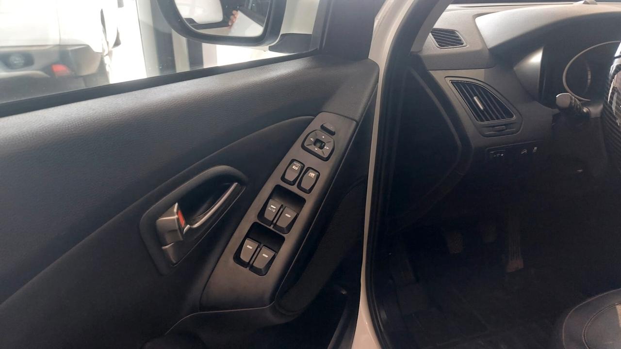 Hyundai iX35 1.7 CRDi 2WD Xpossible