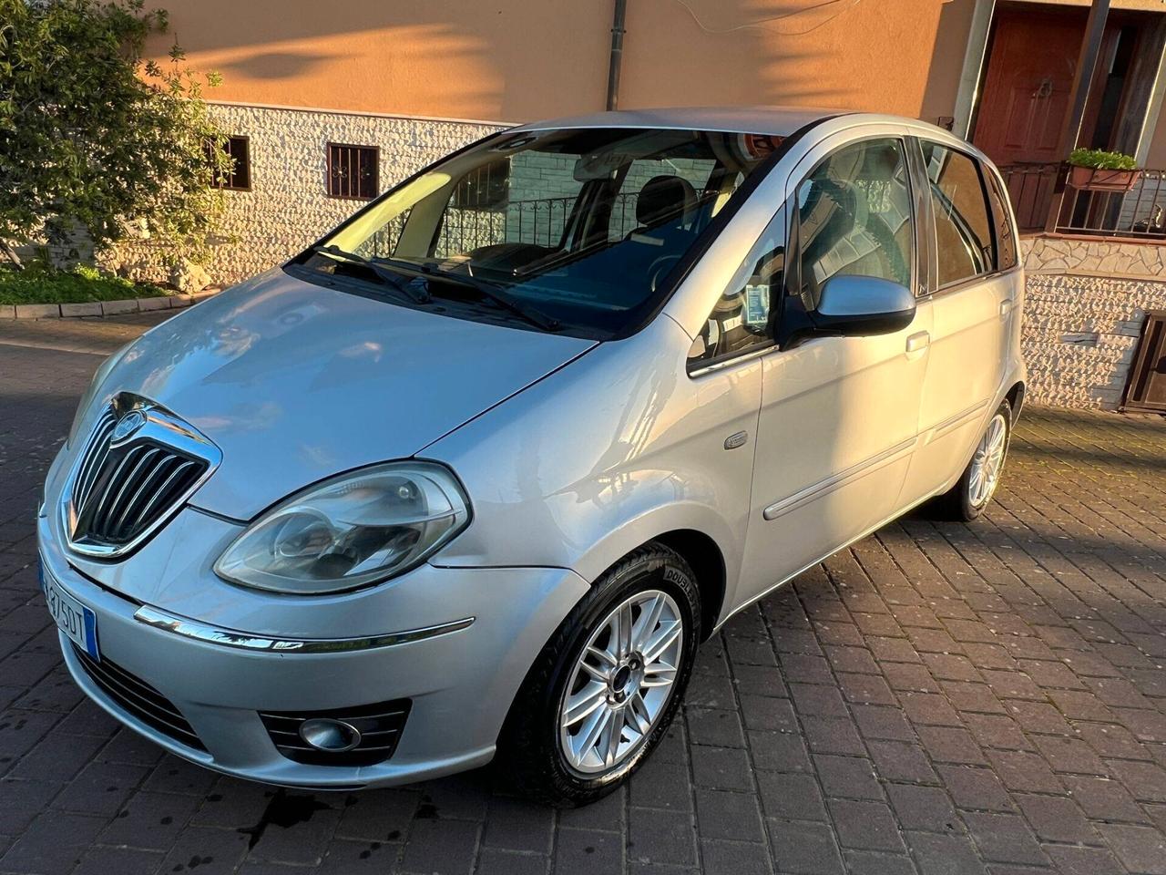 Lancia MUSA 1.3 Mjt 95 CV 5th Avenue