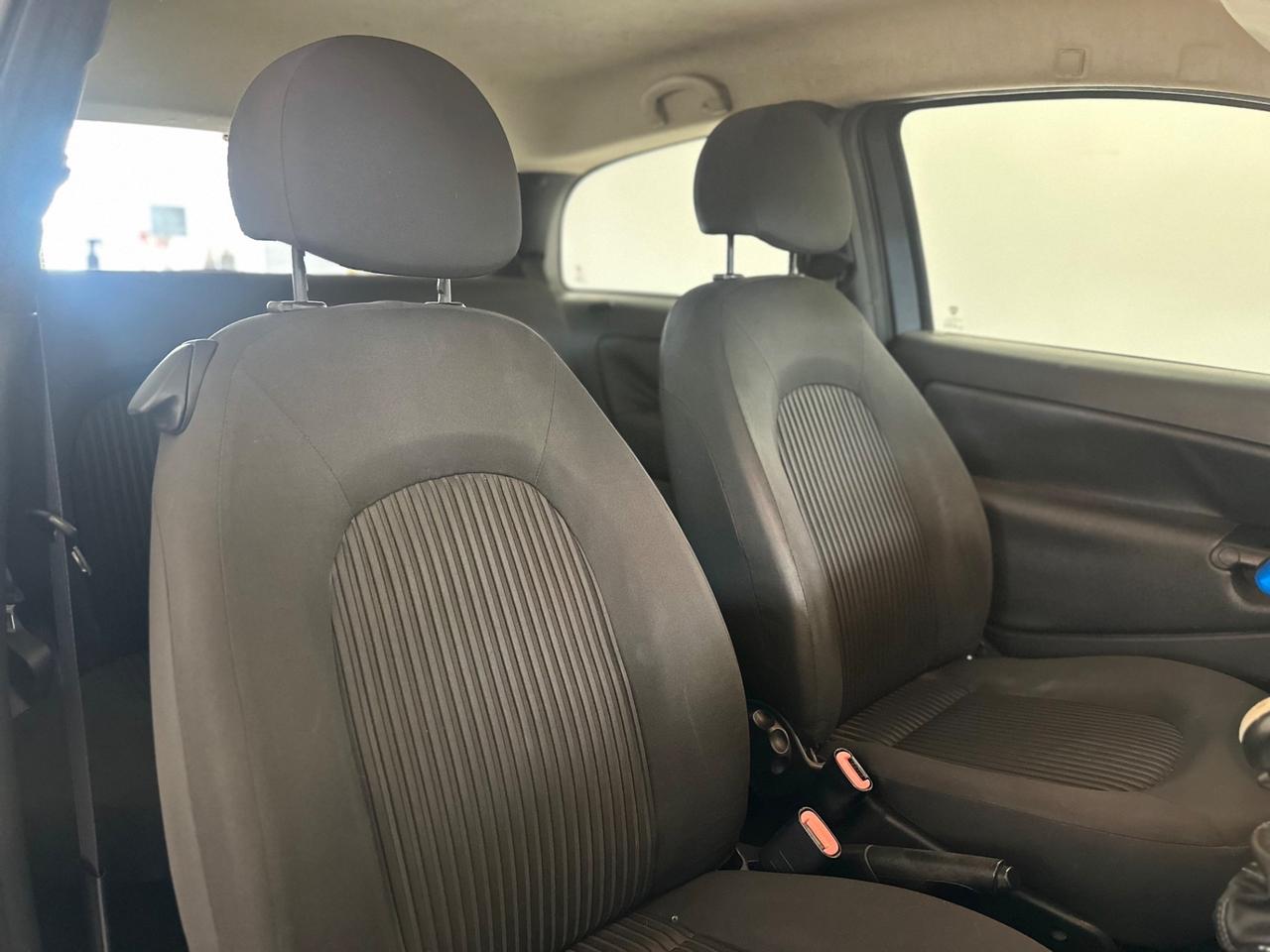 Lancia Ypsilon 1.2 Argento NEOPATENTATI