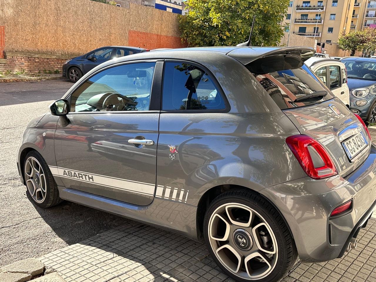 Abarth 595 1.4 Turbo T-Jet 165 CV Turismo