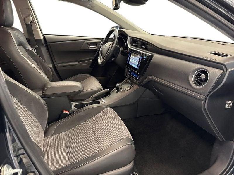 Toyota Auris Hybrid Lounge