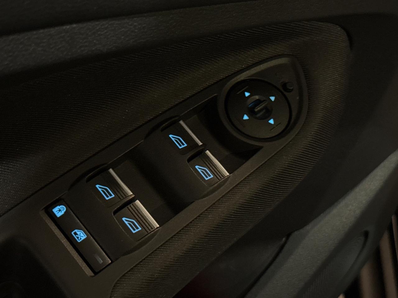 Ford C-max 1.0 benzina 80.000 KM NEOPATENTATI