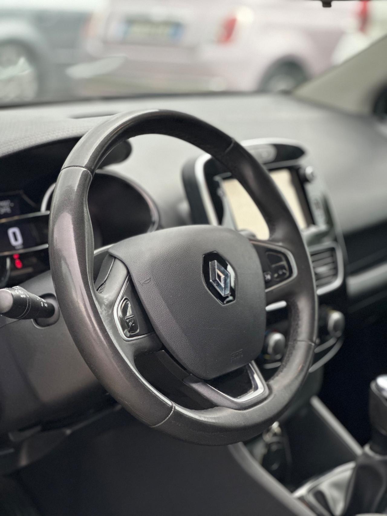 Renault Clio GPL (127.000KM) OK NEOPATENTATI