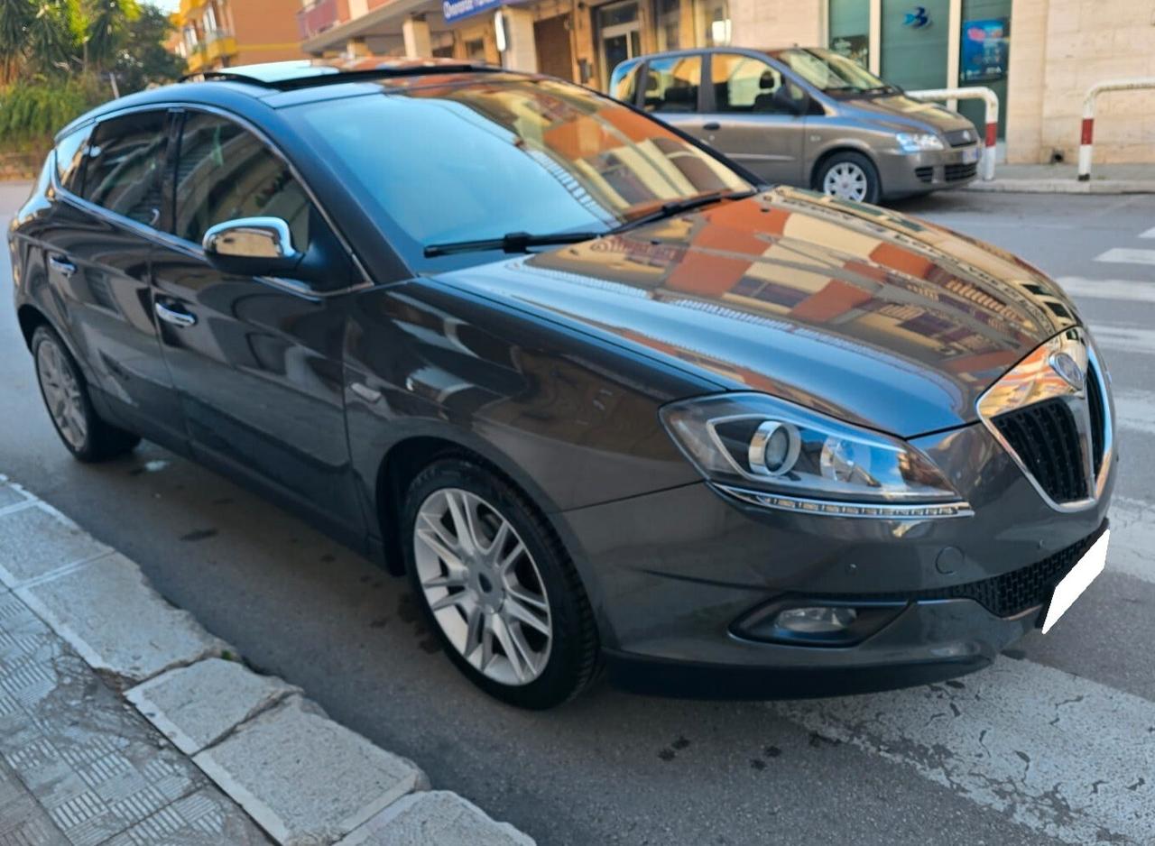 Lancia Delta 1.6 Multijet Platino