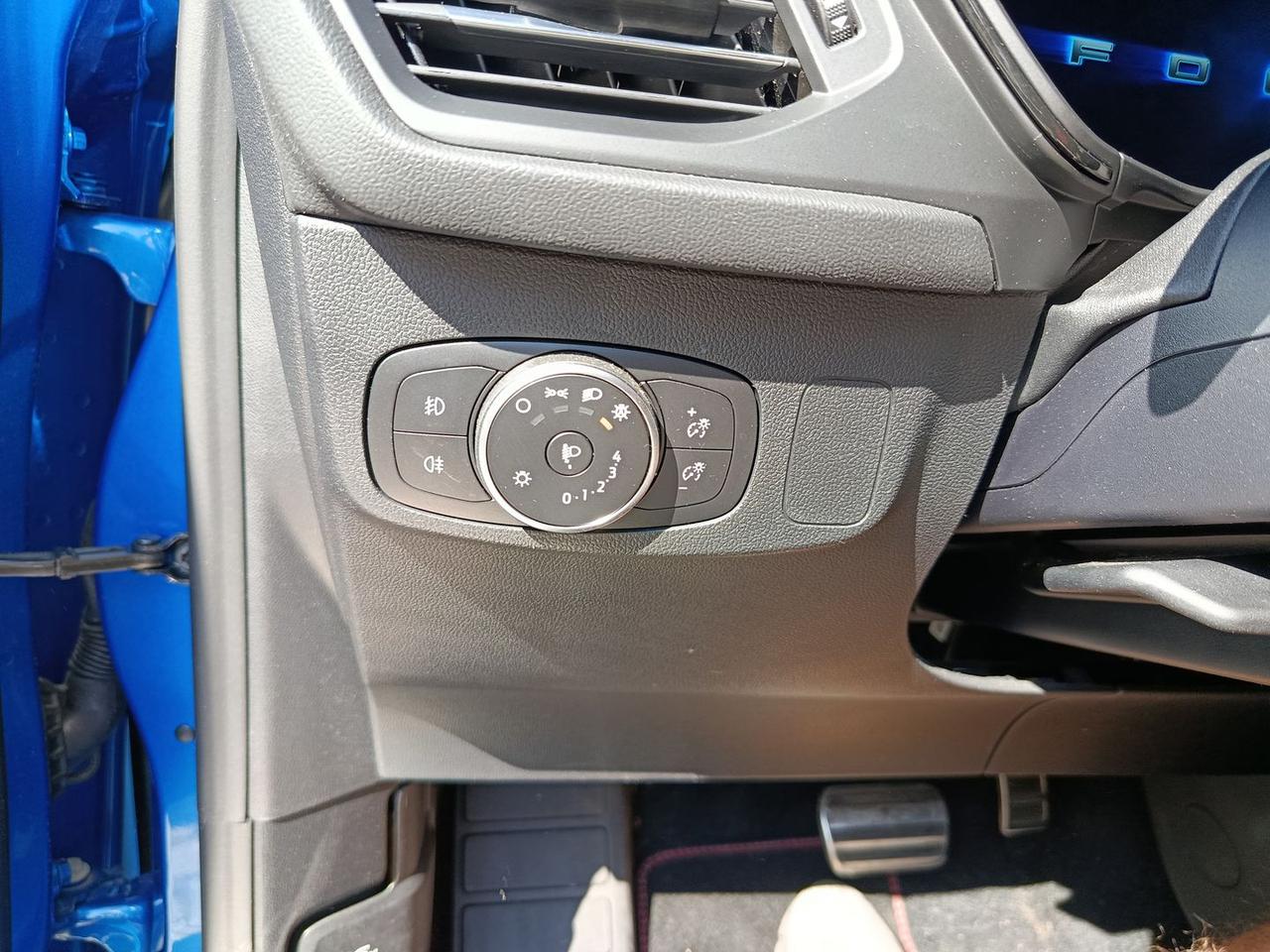 Ford Focus 1.0 EcoBoost ST Line #6238