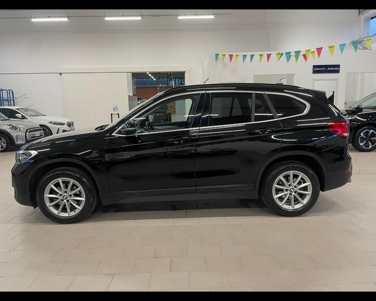 BMW X1 (F48) - X1 sDrive16d Business Advantage