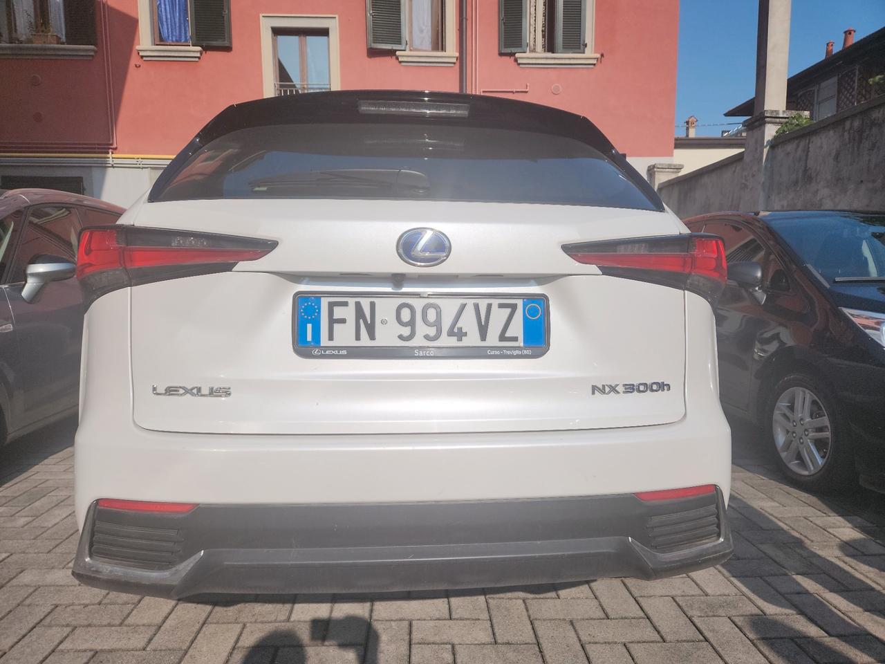 Lexus NX 300h (AUTO IN ARRIVO)