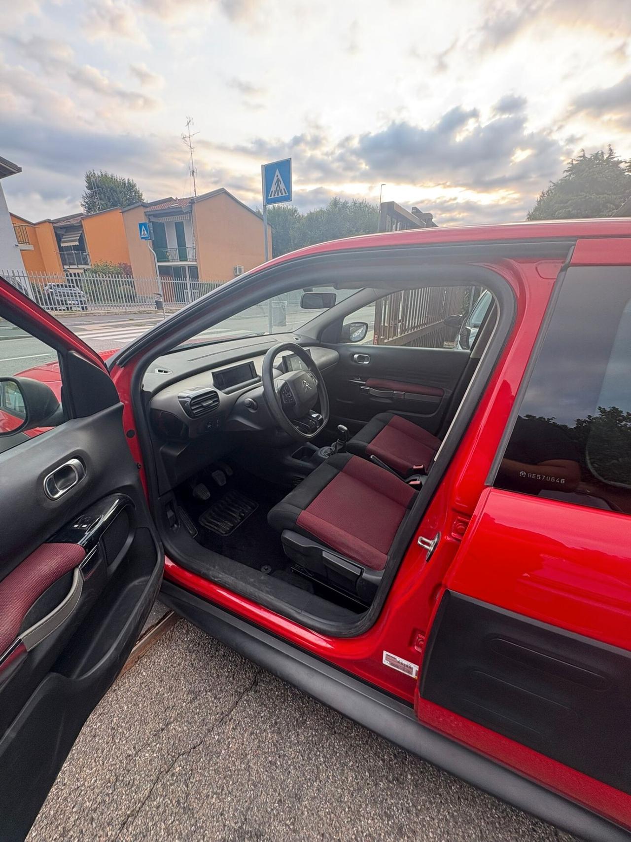 Citroen C4 Cactus PureTech 82 Shine